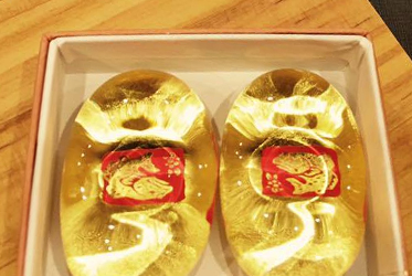 帶來好運的金色筷架：ABBA坐漁莊人氣伴手禮