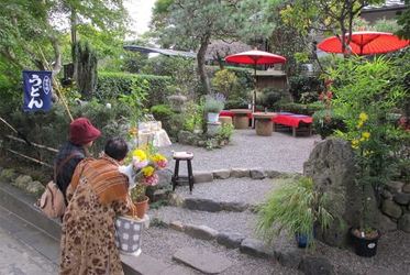 【坐漁莊是奶奶的家】