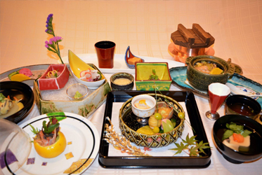 【日式會席料理：冬季菜單已推出】