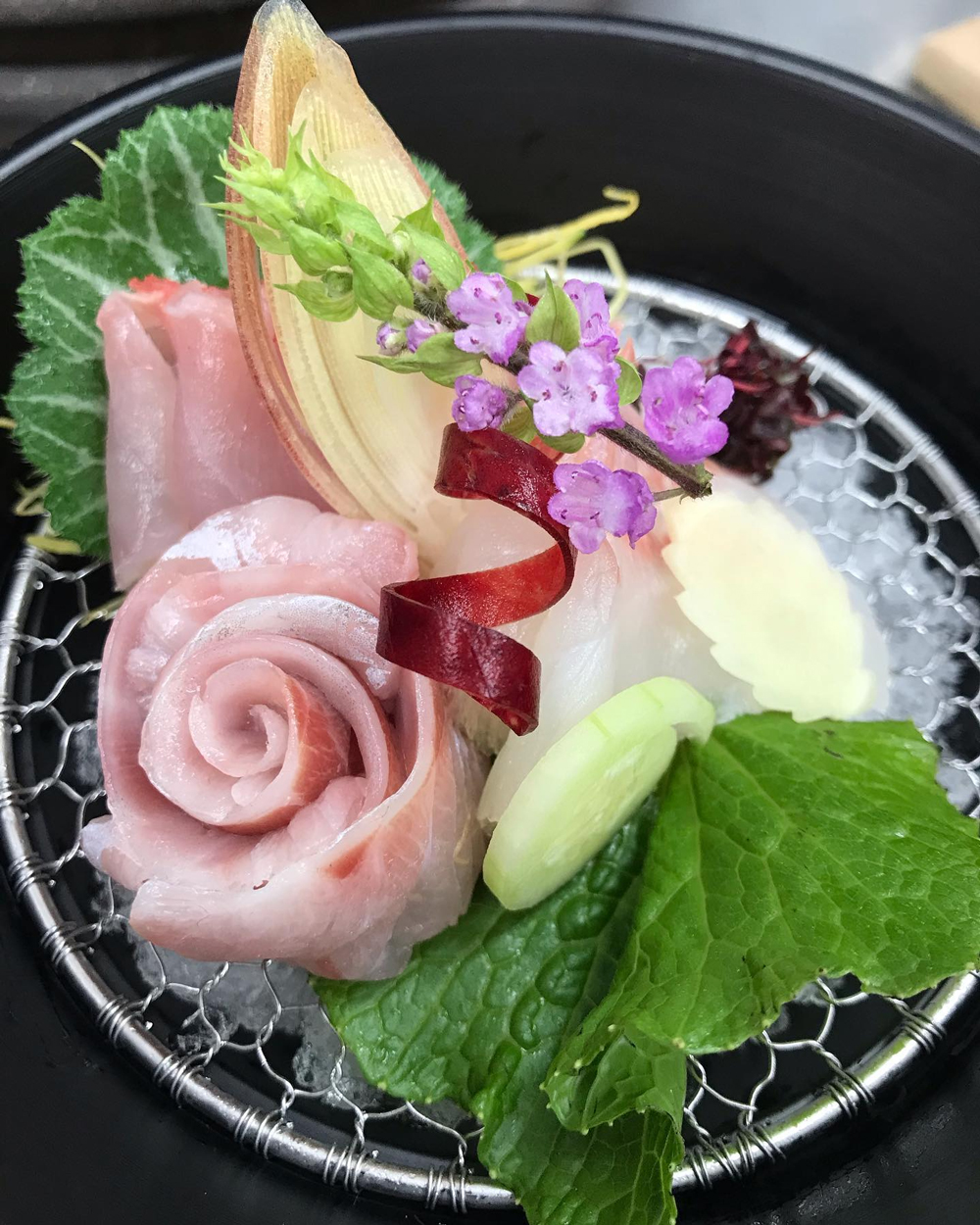 坐漁莊和食餐廳的生魚片