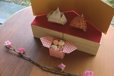 ～春の園 紅匂ふ桃の花～