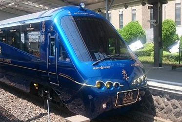 「THE ROYAL EXPRESS（ザ ロイヤルエクスプレス）」 が運行を開始しました