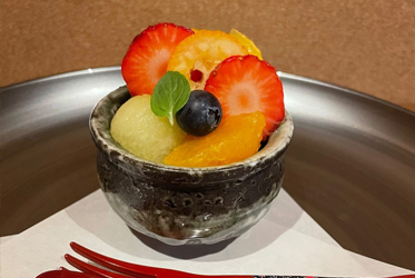 坐漁莊和食甜點