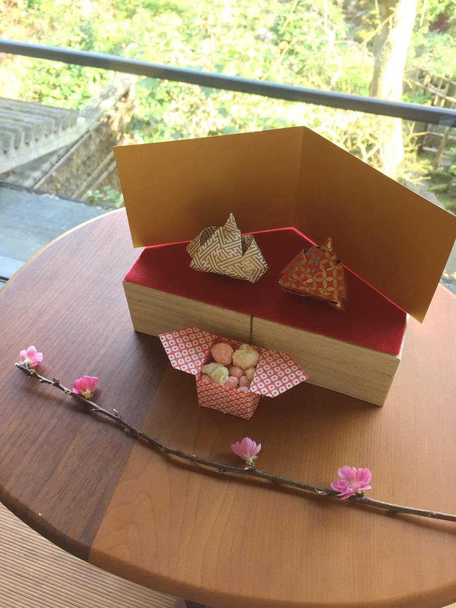 ～春の園 紅匂ふ桃の花～
